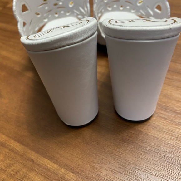 Valentino Garavani ateleir san Gallo 08 edition lasercut leather sandal  37.5 - Picture 7 of 10